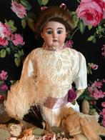 Antieke Heubach pop nummer 3200., Ophalen of Verzenden