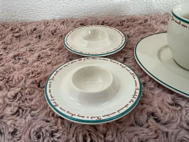 Rudolph the Red-Nosed Reindeer Servies Setje 6-delig, Huis en Inrichting, Keuken | Servies, Zo goed als nieuw, Kop(pen) en/of Schotel(s)