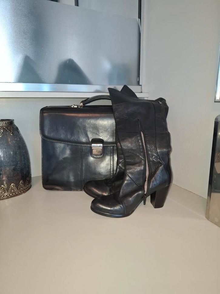 Diverse spullen voor een tweede leven!, Kleding | Dames, Schoenen, Gedragen, Overige typen, Overige kleuren, Ophalen of Verzenden