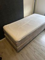 Boxspring met topper, nieuw, Huis en Inrichting, Ophalen, Zo goed als nieuw, Tweepersoons