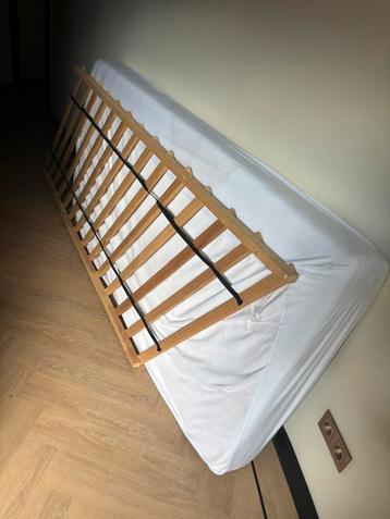 Peuterbed 90x180 hoofdbord,zijpanelen, lattenbodem + matras” beschikbaar voor biedingen