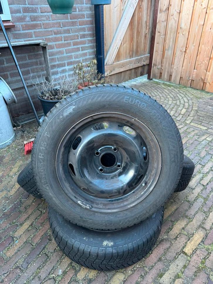Winterbanden met stalen velg 4x108, Auto-onderdelen, Banden en Velgen, Banden en Velgen, Winterbanden, 15 inch, 185 mm, Personenwagen