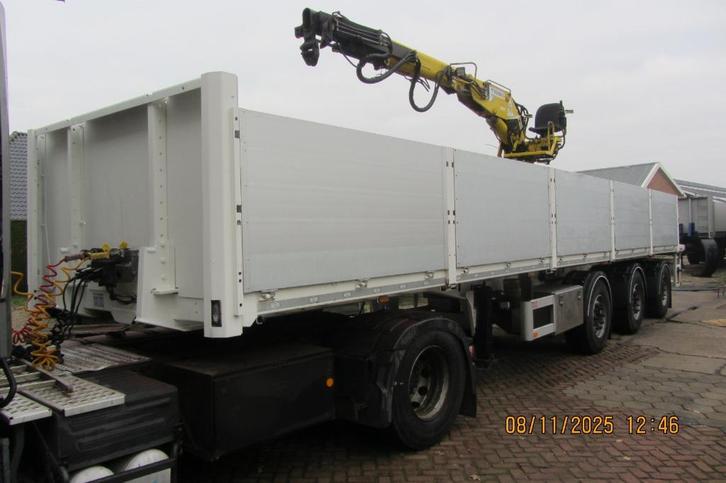 Pacton+Kenniskraan, Auto's, Vrachtwagens, Bedrijf, Aanhangers en Opleggers, Ophalen