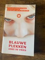 Blauwe Plekken - Anke de Vries, Ophalen of Verzenden, Zo goed als nieuw, Nederland
