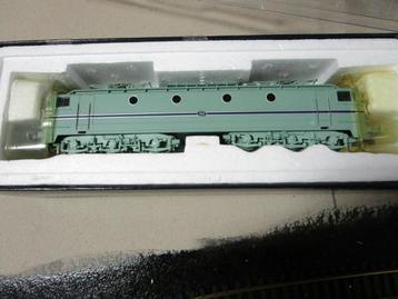 Electrotren 2720  E. Lok 1302 in Turquoise kleur in ovp beschikbaar voor biedingen