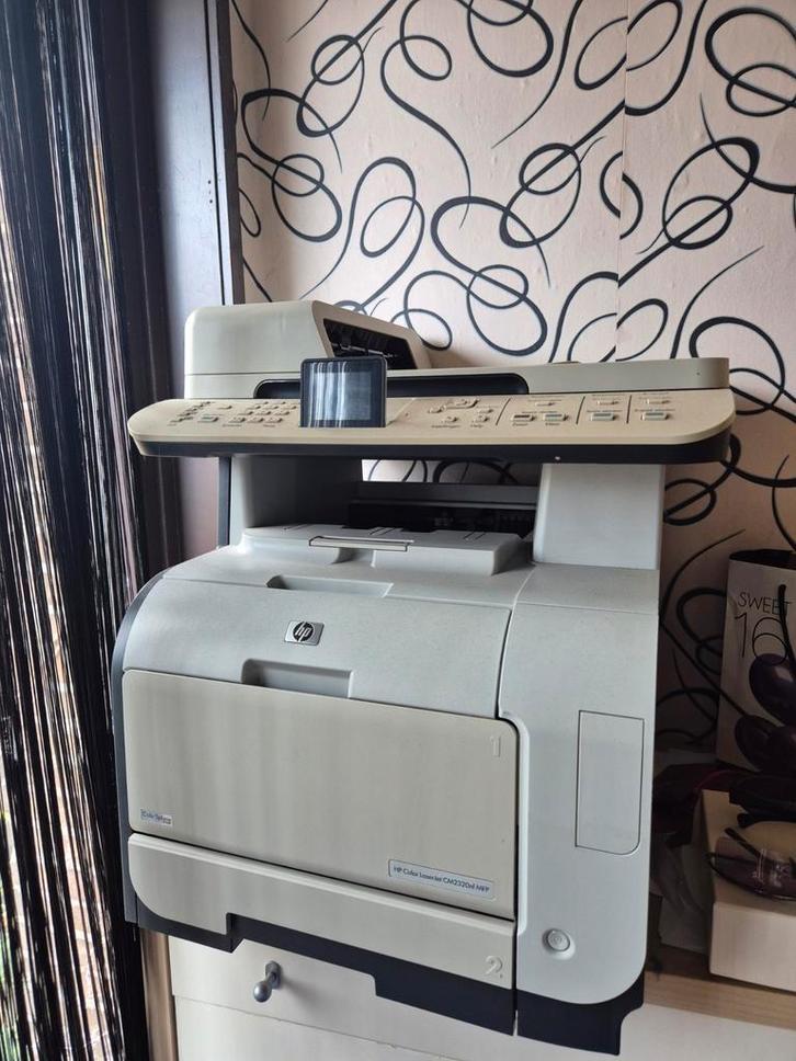 HP Color LaserJet CM2320nf Multifunctionele Printer, Computers en Software, Printers, Gebruikt, All-in-one, Laserprinter, Faxen