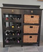 Wijnkastje zwart met dienblad, Huis en Inrichting, Woonaccessoires | Wijnrekken, Ophalen, Gebruikt, 5 tot 15 flessen, 75 cm of meer