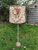 Vintage vloerlamp met glazen/messing poot, Ophalen, Zo goed als nieuw, Vintage glas messing
