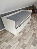 Ikea kinderbed uitschuifbaar, Huis en Inrichting, Ophalen, Eenpersoons, Wit, Zo goed als nieuw