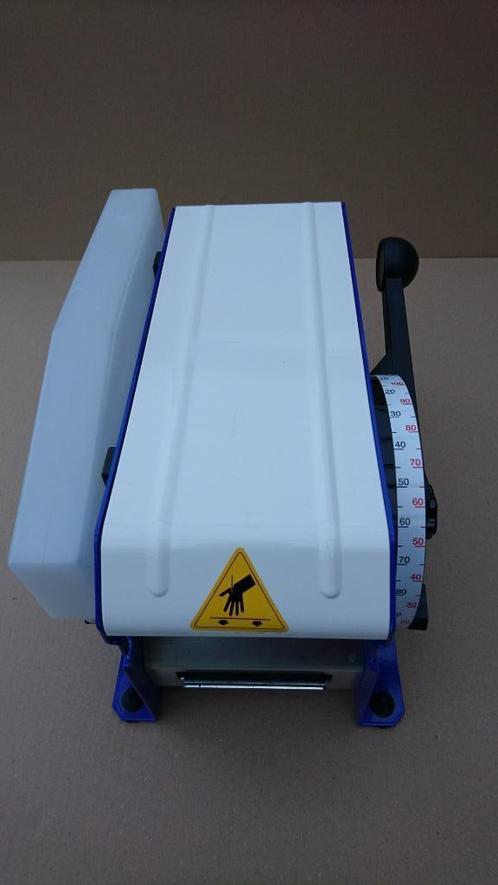 Papierplakbandmachine ( Cyclop B6 ), Hobby en Vrije tijd, Knutselen, Zo goed als nieuw, Ophalen of Verzenden