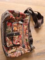 Oilily damestas., Sieraden, Tassen en Uiterlijk, Tassen | Schooltassen, Gebruikt, Minder dan 30 cm, Ophalen of Verzenden, Schoudertas