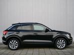 Volkswagen T-Roc 1.5 TSI Sport 150 Pk Automaat Navi / DAB /, 1254 kg, Stof, 4 cilinders, 150 pk