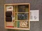 Houten box met diverse spellen, Hobby en Vrije tijd, Gezelschapsspellen | Bordspellen, Ophalen, Nieuw