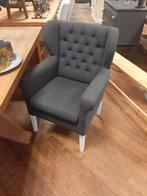 Grijze gecapitonneerde eetkamerstoel  Brocante Opkamer, Huis en Inrichting, Stoelen, Ophalen, Twee, Zo goed als nieuw, Stof
