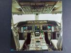 Foto van de cockpit van een KLM Boeing 747-400 (F933), Verzamelen, Luchtvaart en Vliegtuigspotten, Gebruikt, Ophalen of Verzenden