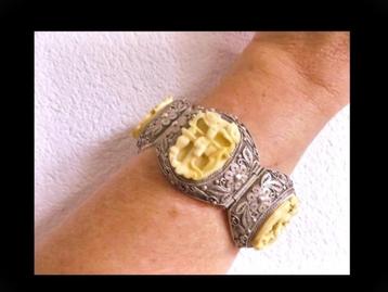 Bijzonder Zilveren Chinese Armband handgesneden Geishas! beschikbaar voor biedingen