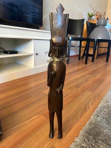 Afrikaanse Kunst Collectie - Beelden & Maskers beschikbaar voor biedingen