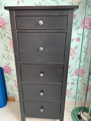 2-persoons bed 160x200, 2 nachtkastjes,ladekast en spiegel - afbeelding 3