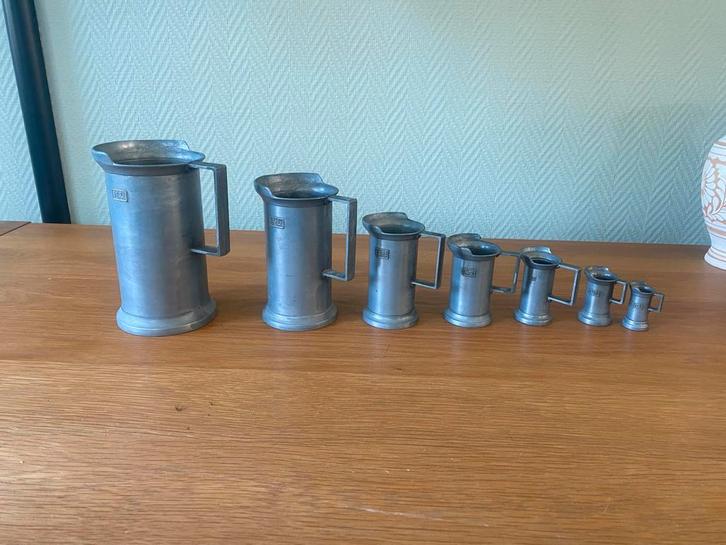 Peltrato Tinnen Maatbeker Set - Antiek, Antiek en Kunst, Antiek | Tin, Ophalen of Verzenden