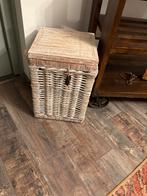 Witte rieten mand met houten deksel- Riviera Maison, Ophalen, Minder dan 50 cm, 50 tot 75 cm, Zo goed als nieuw