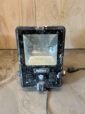Kelfort gasontladingslamp 150W, 11250lumen beschikbaar voor biedingen