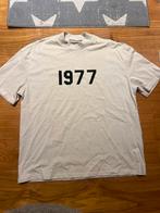 Fear of God Essentials 1977 T-shirt, Kleding | Heren, T-shirts, Maat 52/54 (L), Beige, Ophalen of Verzenden, Essentials