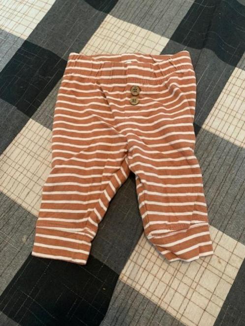 Bruin/witte harembroekje. Merkloos. Maat 50, Kinderen en Baby's, Babykleding | Maat 50, Zo goed als nieuw, Jongetje of Meisje