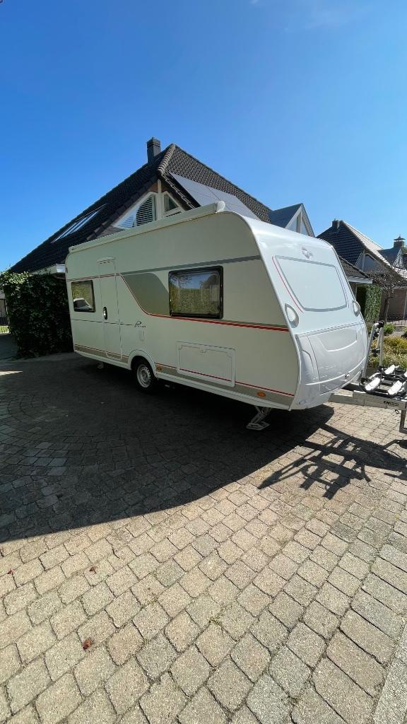 Bürstner Premio 450 TS, Caravans en Kamperen, Caravans, Particulier, tot en met 4, 1000 - 1250 kg, Rondzit, Bürstner, Wielklem