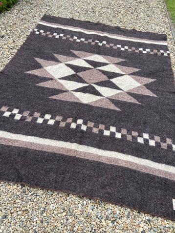 Wollen deken 175x230 Aabe zuiver scheerwol vintage zgan beschikbaar voor biedingen