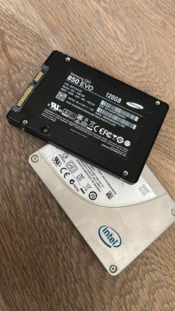 SSD 850 EVO 120 GB  Intell SSD 330 Serie 120 GB beschikbaar voor biedingen