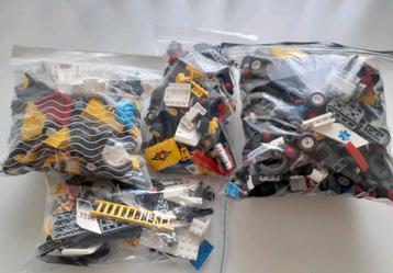 Lego auto onderdelen beschikbaar voor biedingen