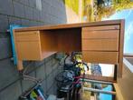 Gratis degelijk bureau, Tuin en Terras, Ophalen of Verzenden, Gebruikt