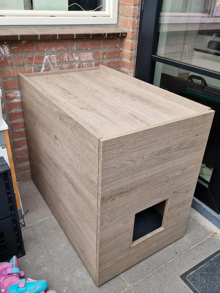 Kattenbakombouw, Dieren en Toebehoren, Katten-accessoires, Zo goed als nieuw, Ophalen