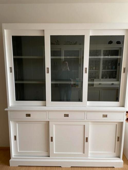 Witte landelijke buffetkast, Huis en Inrichting, Kasten | Buffetkasten, Zo goed als nieuw, 200 cm of meer, 25 tot 50 cm, Ophalen