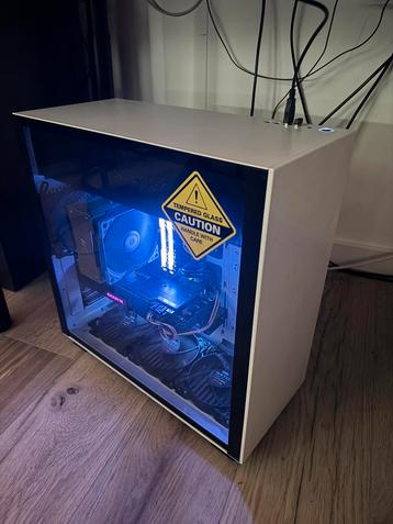 Gaming PC Ryzen 7 + RTX 2070 SUPER - 16GB RAM - 960GB SSD beschikbaar voor biedingen