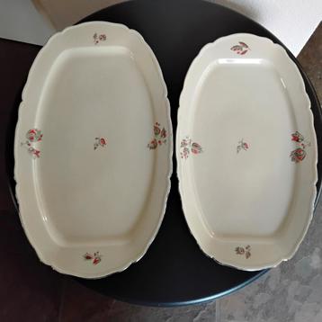 2 ovale schalen Jäger Cambridge Ivory  beschikbaar voor biedingen