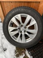Winterbanden Peugot 5008, Auto-onderdelen, Banden en Velgen, Velg(en), 17 inch, 225 mm, Winterbanden