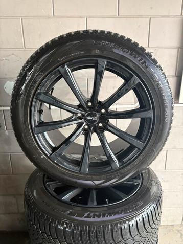 Velgen set met winterbanden 20 inch beschikbaar voor biedingen