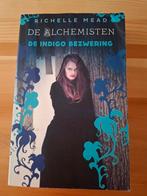 Richelle Mead - De indigo bezwering, Ophalen of Verzenden, Zo goed als nieuw, Richelle Mead