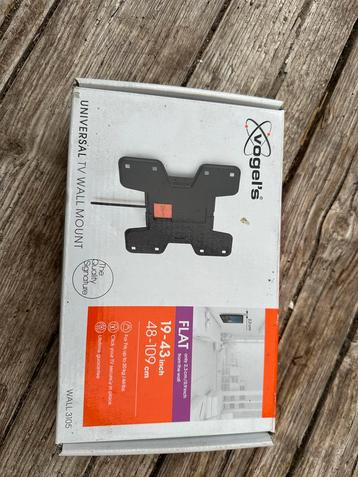 Vogel’s tv wall mount. Steun voor tv of monitor. beschikbaar voor biedingen