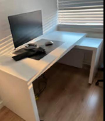 Bureau hoek bureau met laden kast en uitschuifbaar blad beschikbaar voor biedingen