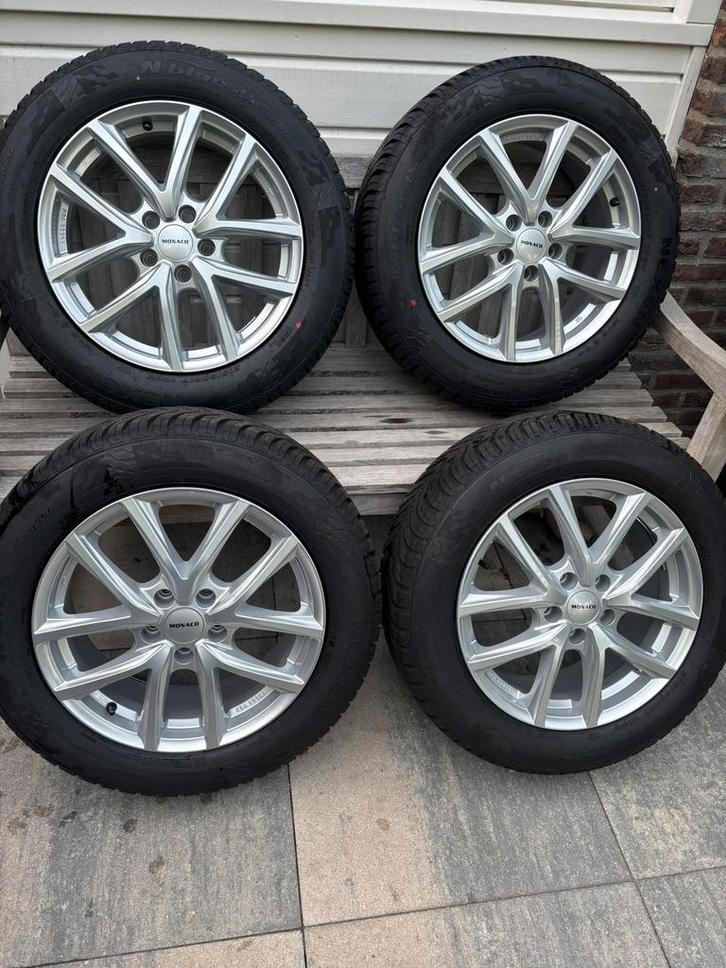 Monaco W1 velgen Nexen N’Blue 4Season banden praktisch nieuw, Auto-onderdelen, Banden en Velgen, Banden en Velgen, All Season