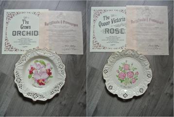 2 Crown Davenport wandbordjes met certificaat beschikbaar voor biedingen