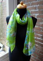 Groen met bloemen(enkele geborduurd) sjaaltje 45 x 160 cm, Kleding | Dames, Mutsen, Sjaals en Handschoenen, Verzenden, Zo goed als nieuw