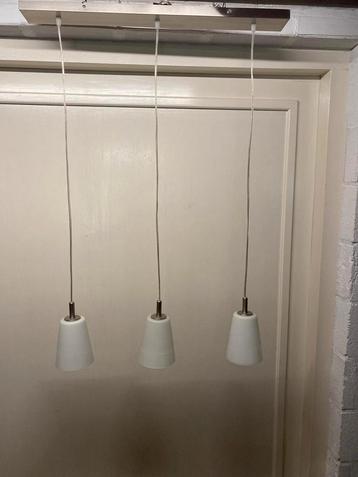 Te koop hanglamp met 3 lampen  beschikbaar voor biedingen