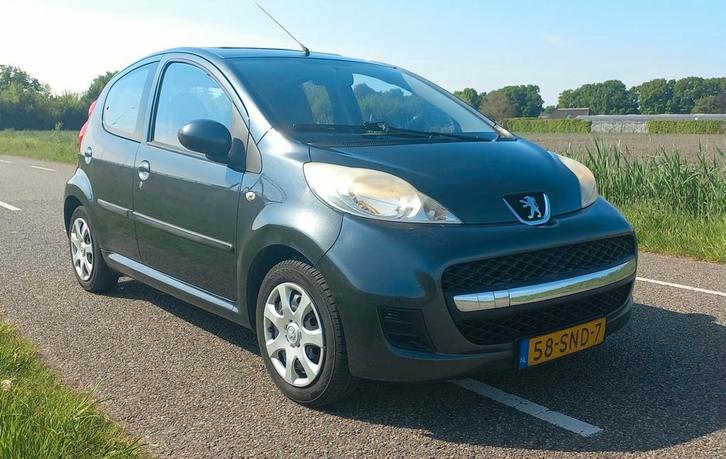 Peugeot 107 LPG-G3 5DR, Auto's, Peugeot, Particulier, LPG, A, Hatchback, Handgeschakeld, Origineel Nederlands, Zilver of Grijs