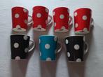 7 polkadot bekers Hema, Huis en Inrichting, Ophalen of Verzenden, Aardewerk, Overige stijlen, Kop(pen) en/of Schotel(s)