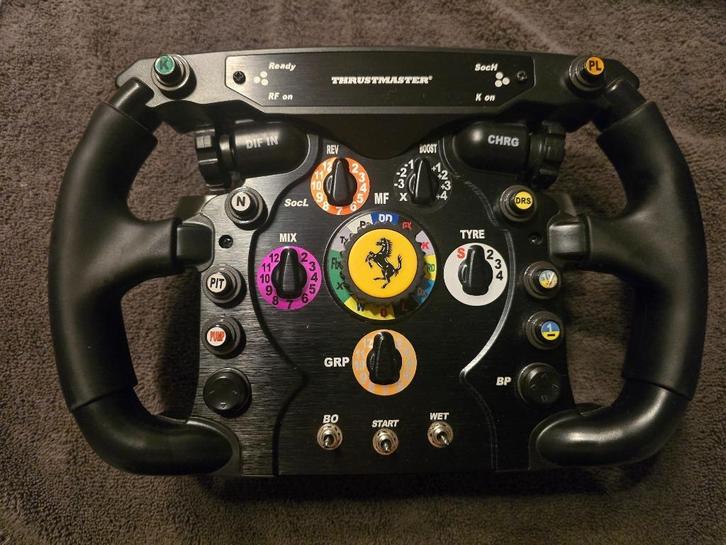 Thrustmaster Ferrari F1 Wheel Add On - Officiële Formule 1, Computers en Software, Joysticks, Zo goed als nieuw, Ophalen of Verzenden