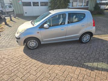 Nissan Pixo 1.0 50KW 5D 2012 Grijs beschikbaar voor biedingen