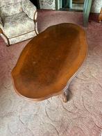 Ovale Salontafel met Sierlijke Poten, Ophalen, Gebruikt, 100 tot 150 cm, 50 tot 75 cm